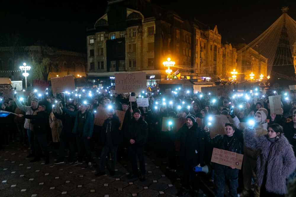 Manifestații pașnice în toată țara împotriva lui Călin Georgescu. Anunțul Jandarmeriei despre protestul din Capitală - Imaginea 6