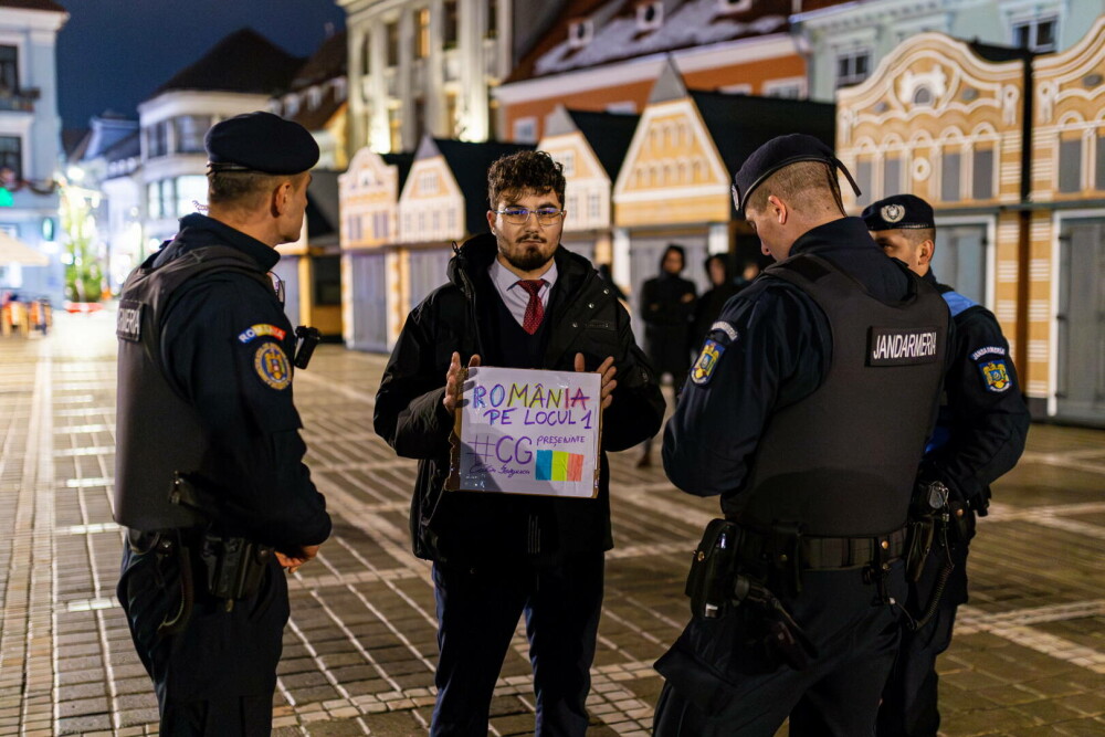 Manifestații pașnice în toată țara împotriva lui Călin Georgescu. Anunțul Jandarmeriei despre protestul din Capitală - Imaginea 8