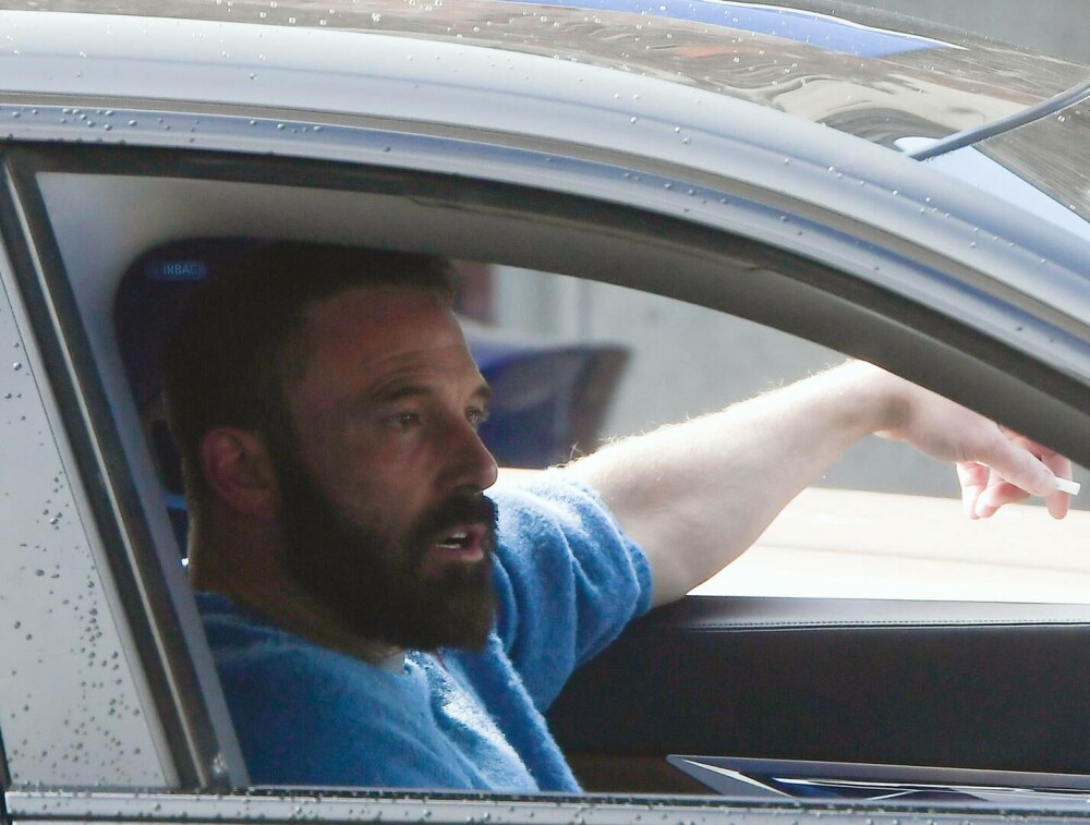 Ben Affleck, schimbare radicală de look pe fondul divorțului de Jennifer Lopez. Cum arată acum celebrul actor. GALERIE FOTO - Imaginea 17