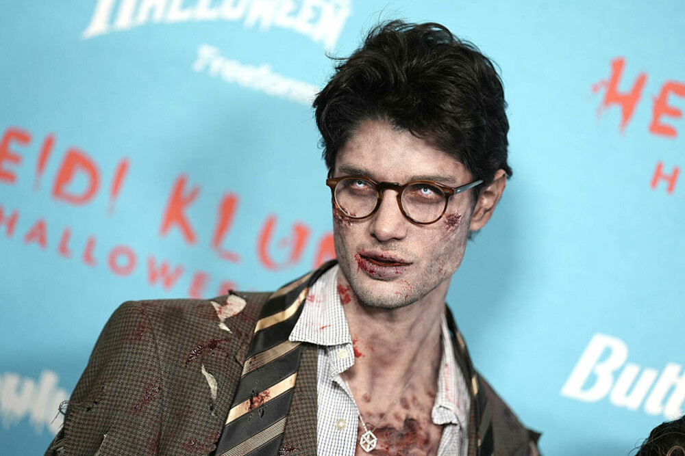 Cele mai spectaculoase ținute de Halloween. Celebritățile au purtat costume inspirate din film și muzică | GALERIE FOTO - Imaginea 7