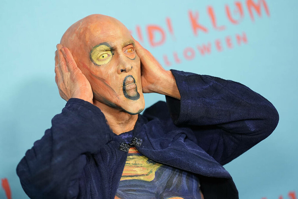 Cele mai spectaculoase ținute de Halloween. Celebritățile au purtat costume inspirate din film și muzică | GALERIE FOTO - Imaginea 11