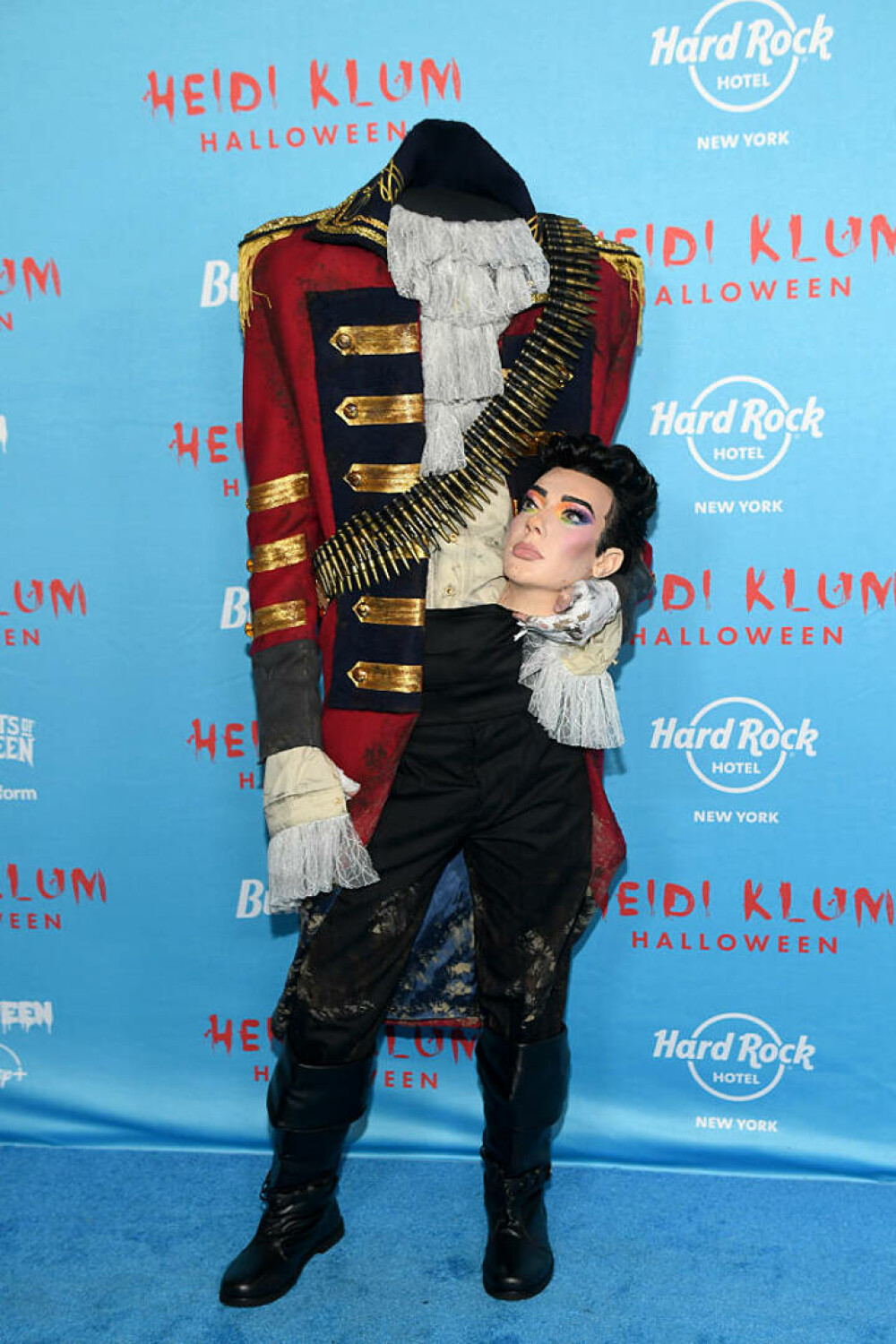 Cele mai spectaculoase ținute de Halloween. Celebritățile au purtat costume inspirate din film și muzică | GALERIE FOTO - Imaginea 18