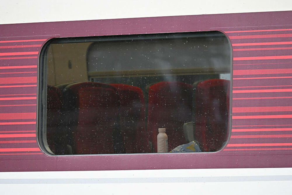 Atac armat într-un tren din Londra. Martorii povestesc cum se ascundeau în toalete pentru a scăpa: „Sângele era peste tot” - Imaginea 5