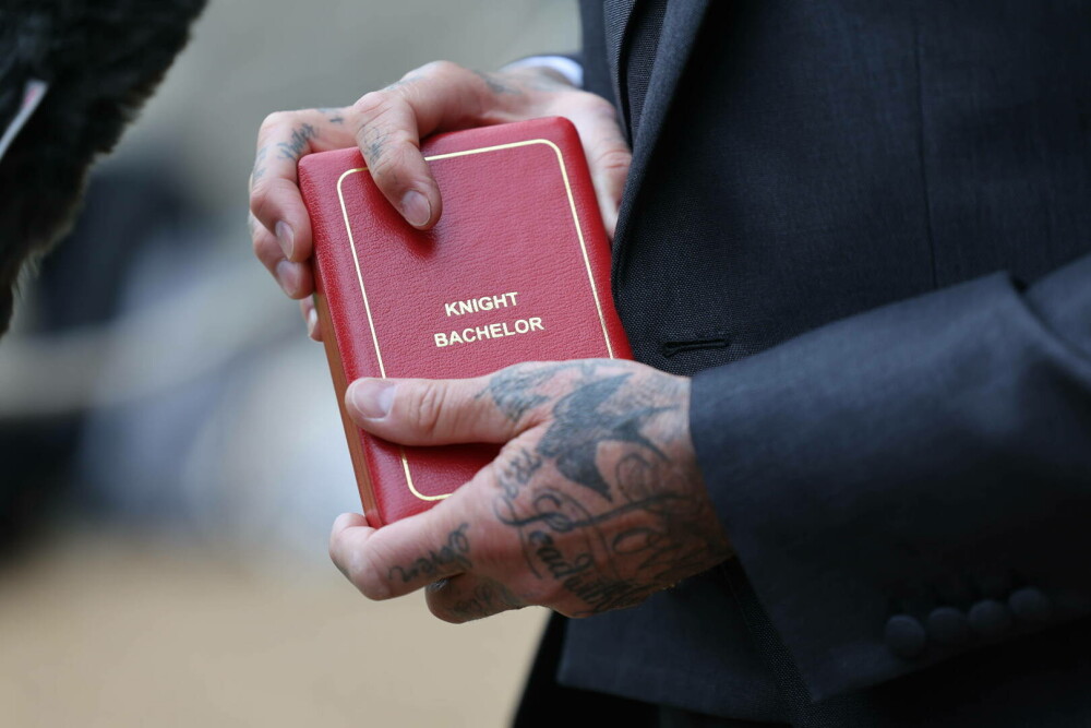 David Beckham, înnobilat de regele Charles la Castelul Windsor. Fotbalistul a primit titlul de cavaler | VIDEO&FOTO - Imaginea 4