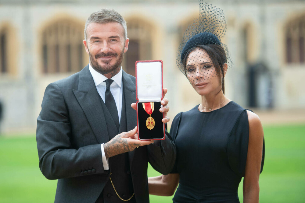 David Beckham, înnobilat de regele Charles la Castelul Windsor. Fotbalistul a primit titlul de cavaler | VIDEO&FOTO - Imaginea 10