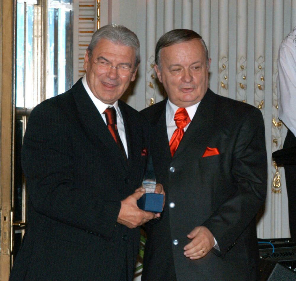 A murit Emeric Ienei. Fostul mare antrenor avea 88 de ani - Imaginea 9