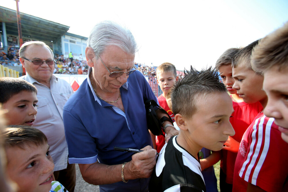 A murit Emeric Ienei. Fostul mare antrenor avea 88 de ani - Imaginea 20