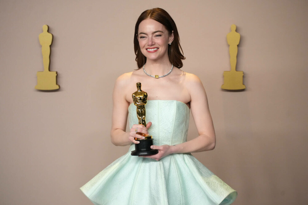 Emma Stone a împlinit 37 de ani. Detalii neștiute despre viața și cariera actriței. GALERIE FOTO - Imaginea 11
