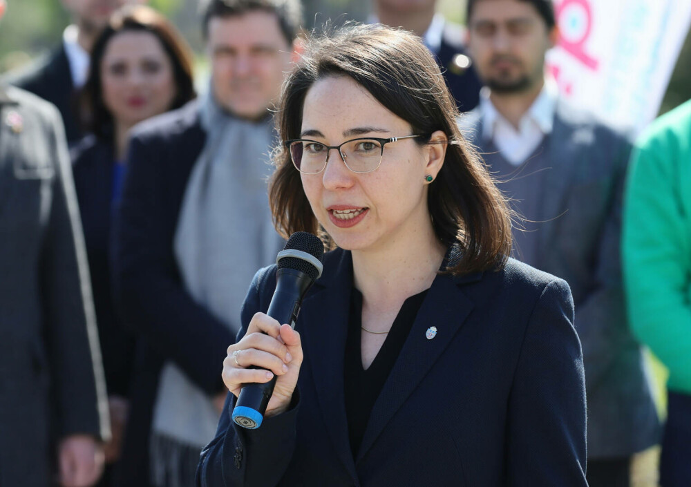 Cine este Ana Ciceală, candidata SENS la Primăria Capitalei. A câștigat în 2018 un proces împotriva administrației Firea - Imaginea 6