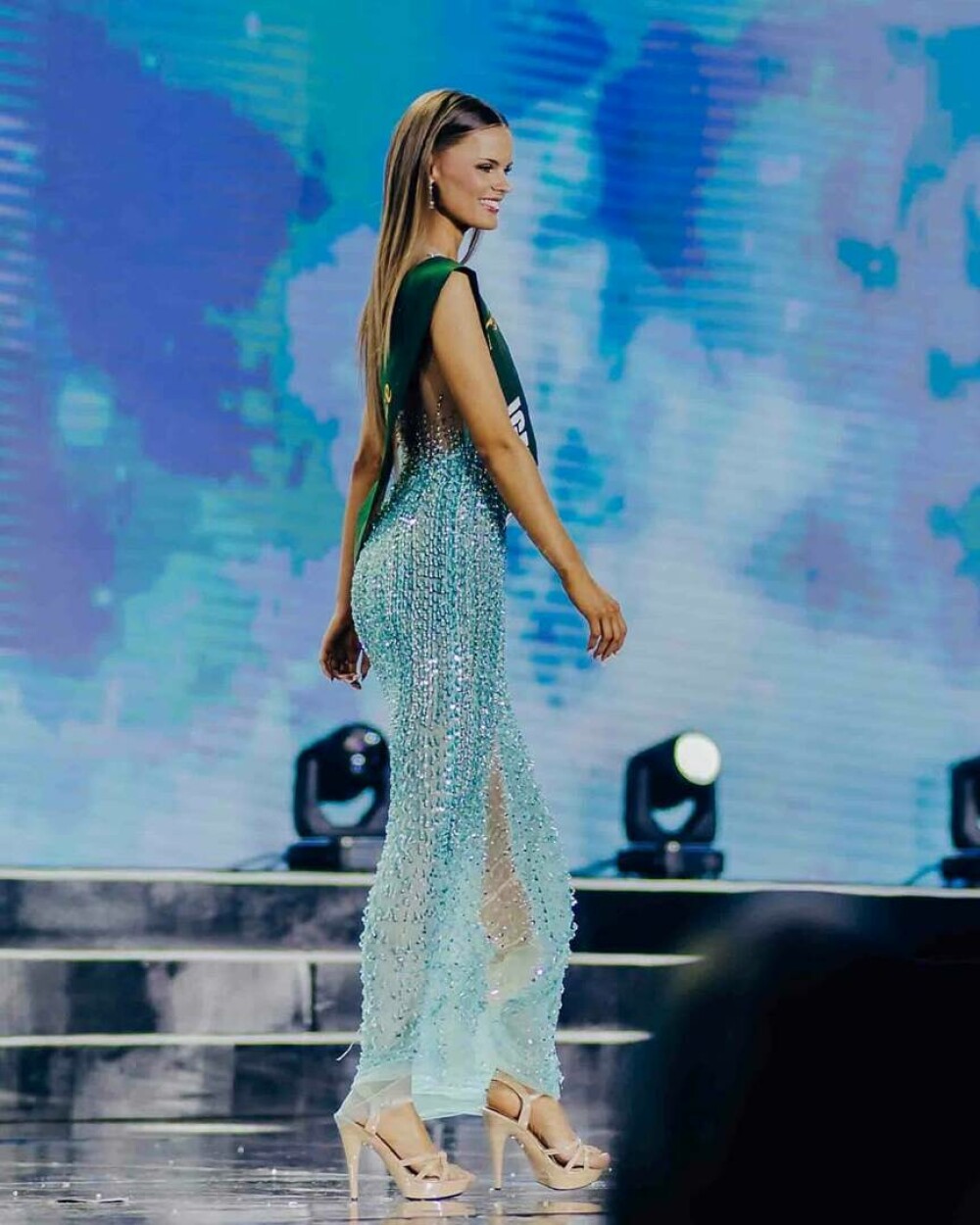 Natalie, o studentă de 21 de ani, câștigătoarea Miss Earth 2025. A învins 81 de participante din întreaga lume | GALERIE FOTO - Imaginea 10