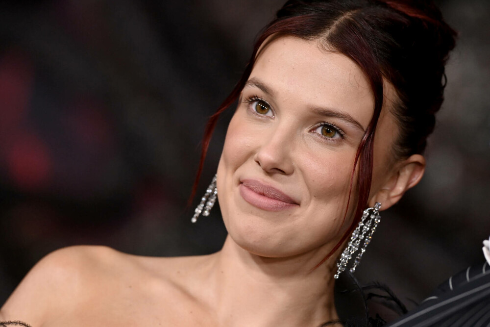 Millie Bobby Brown, apariție îndrăzneață la premiera sezonului 5 al serialului „Stranger Things”. GALERIE FOTO - Imaginea 14