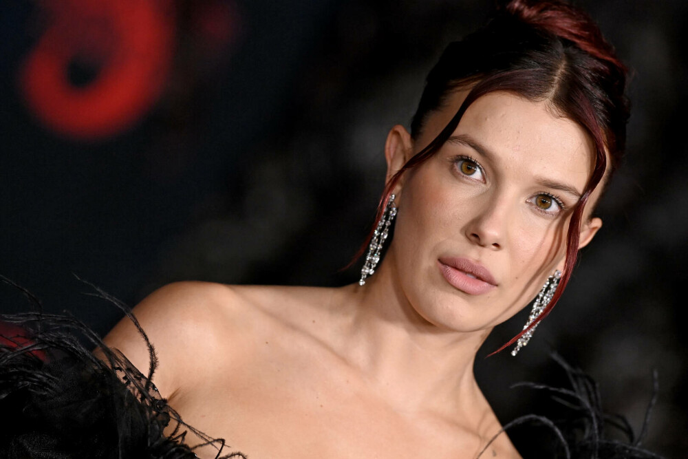 Millie Bobby Brown, apariție îndrăzneață la premiera sezonului 5 al serialului „Stranger Things”. GALERIE FOTO - Imaginea 17