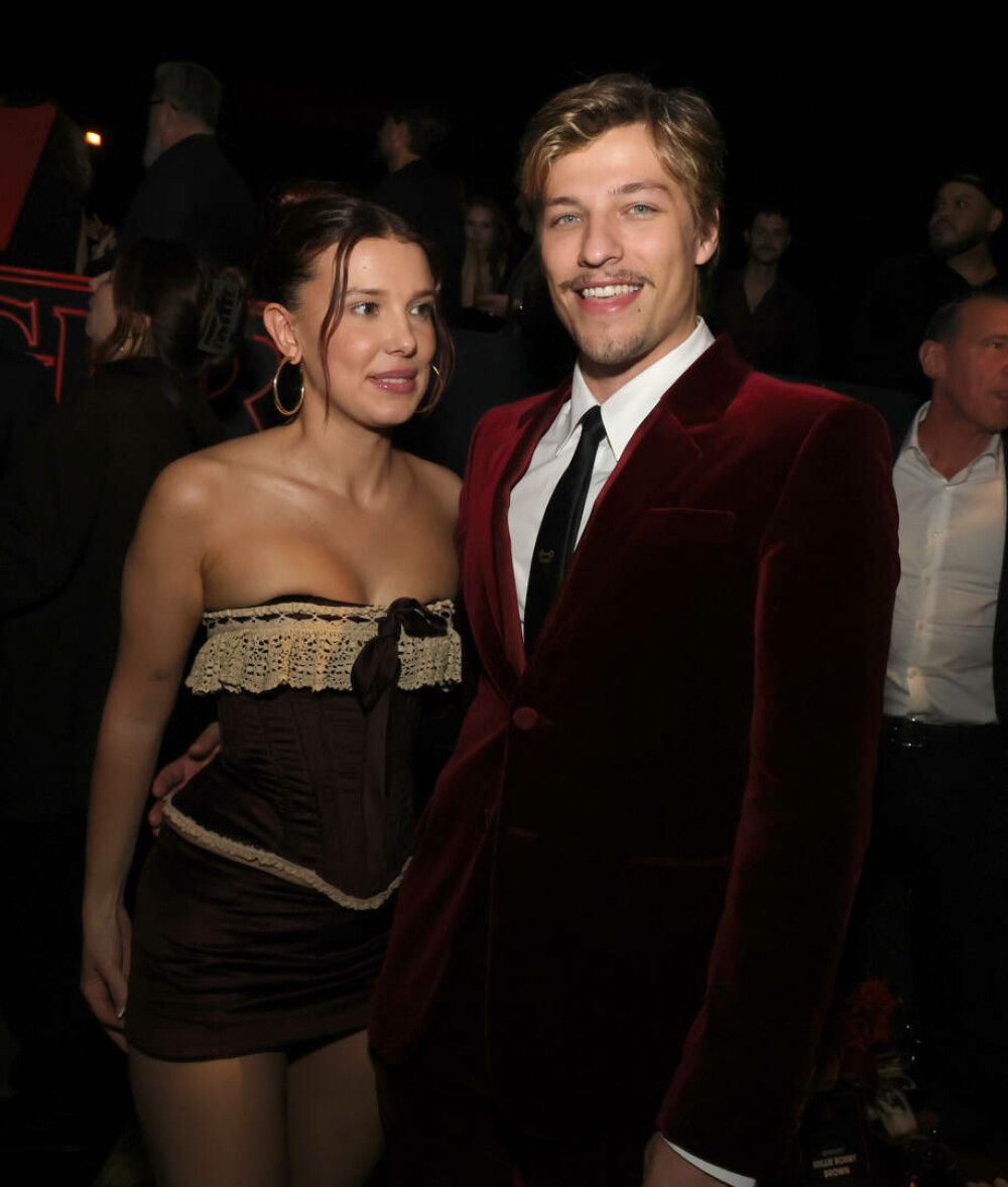 Millie Bobby Brown, apariție îndrăzneață la premiera sezonului 5 al serialului „Stranger Things”. GALERIE FOTO - Imaginea 25