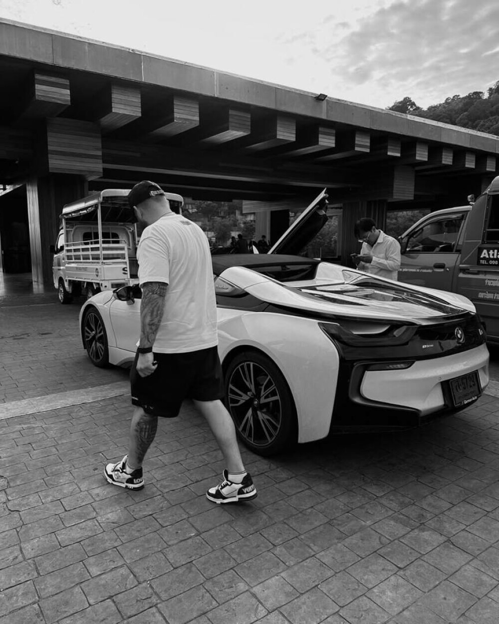 Milionar rus în criptomonede și soția lui, găsiți dezmembrați într-un deșert din Emiratele Arabe. Cuplul dispăruse de o lună - Imaginea 4