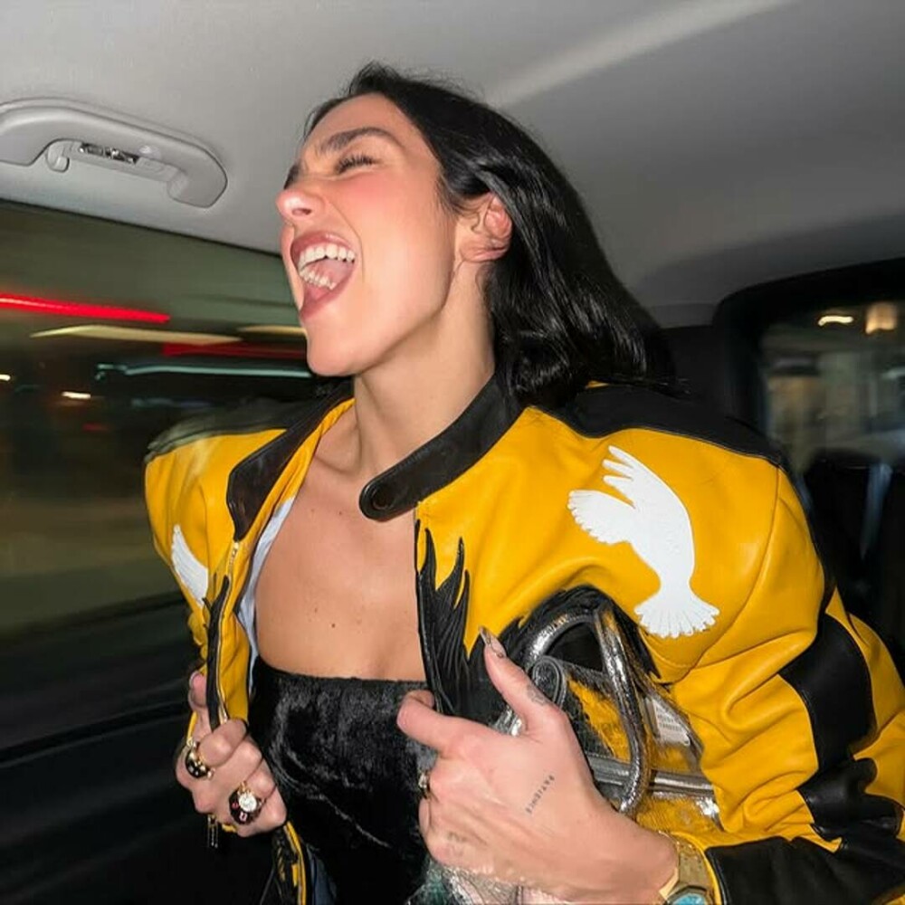 Dua Lipa a făcut spectacol pe stadionul La Bombonera. Artista a atras toate privirile | GALERIE FOTO - Imaginea 12