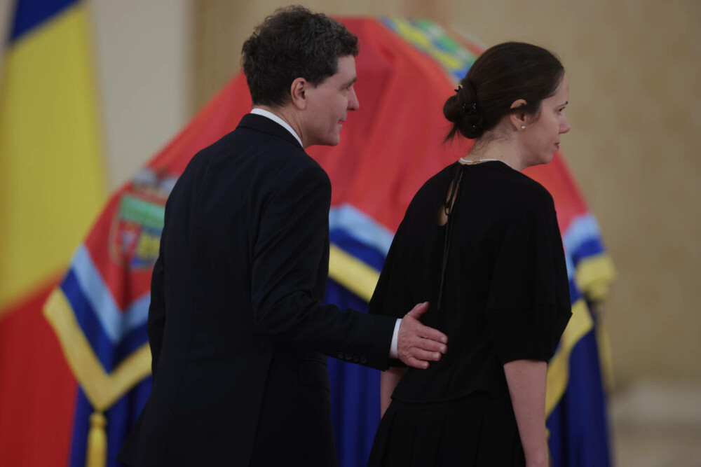 Moment istoric. Românii își iau rămas-bun de la ultimul domn al Moldovei, Grigore Alexandru Ghyka. GALERIE FOTO - Imaginea 13