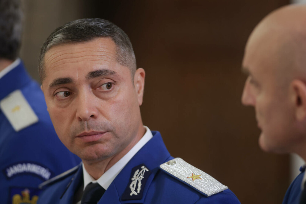 Moment istoric. Românii își iau rămas-bun de la ultimul domn al Moldovei, Grigore Alexandru Ghyka. GALERIE FOTO - Imaginea 25