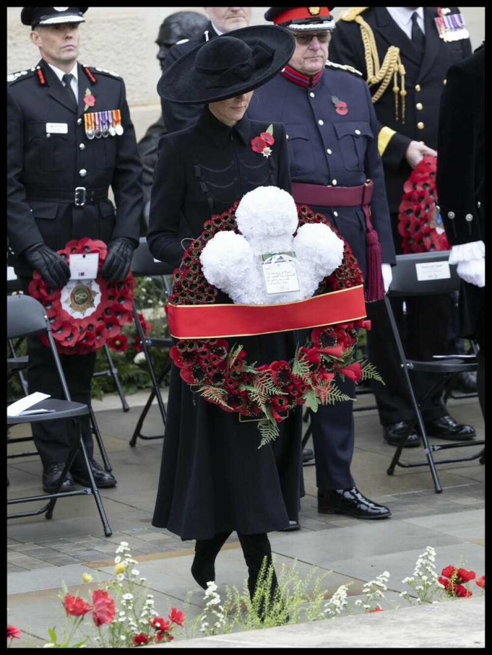 Kate Middleton a impresionat la cea mai recentă apariție oficială. Detaliile care au atras atenția. GALERIE FOTO - Imaginea 8