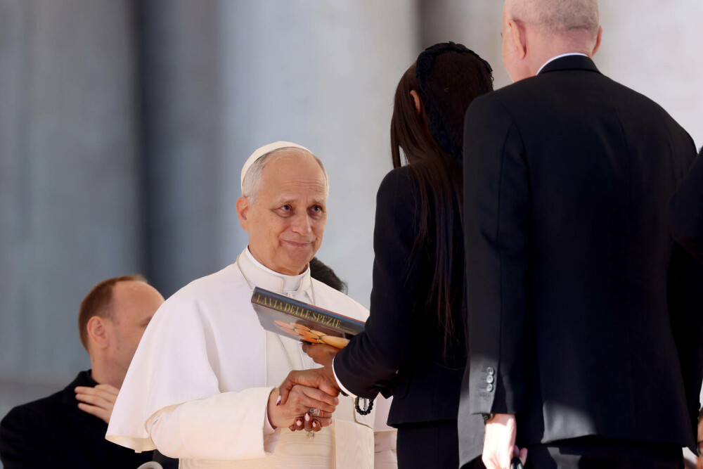Naomi Campbell s-a întâlnit cu Papa Leon al XIV-lea la Vatican. Ce cadou inedit i-a oferit. GALERIE FOTO - Imaginea 12