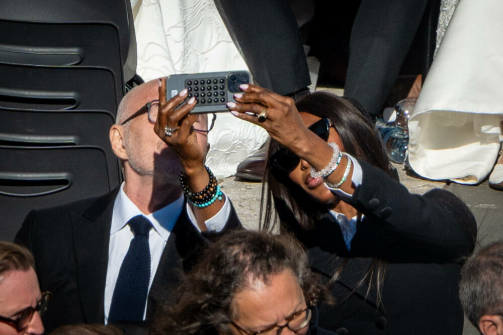 Naomi Campbell s-a întâlnit cu Papa Leon al XIV-lea la Vatican. Ce cadou inedit i-a oferit. GALERIE FOTO - Imaginea 21