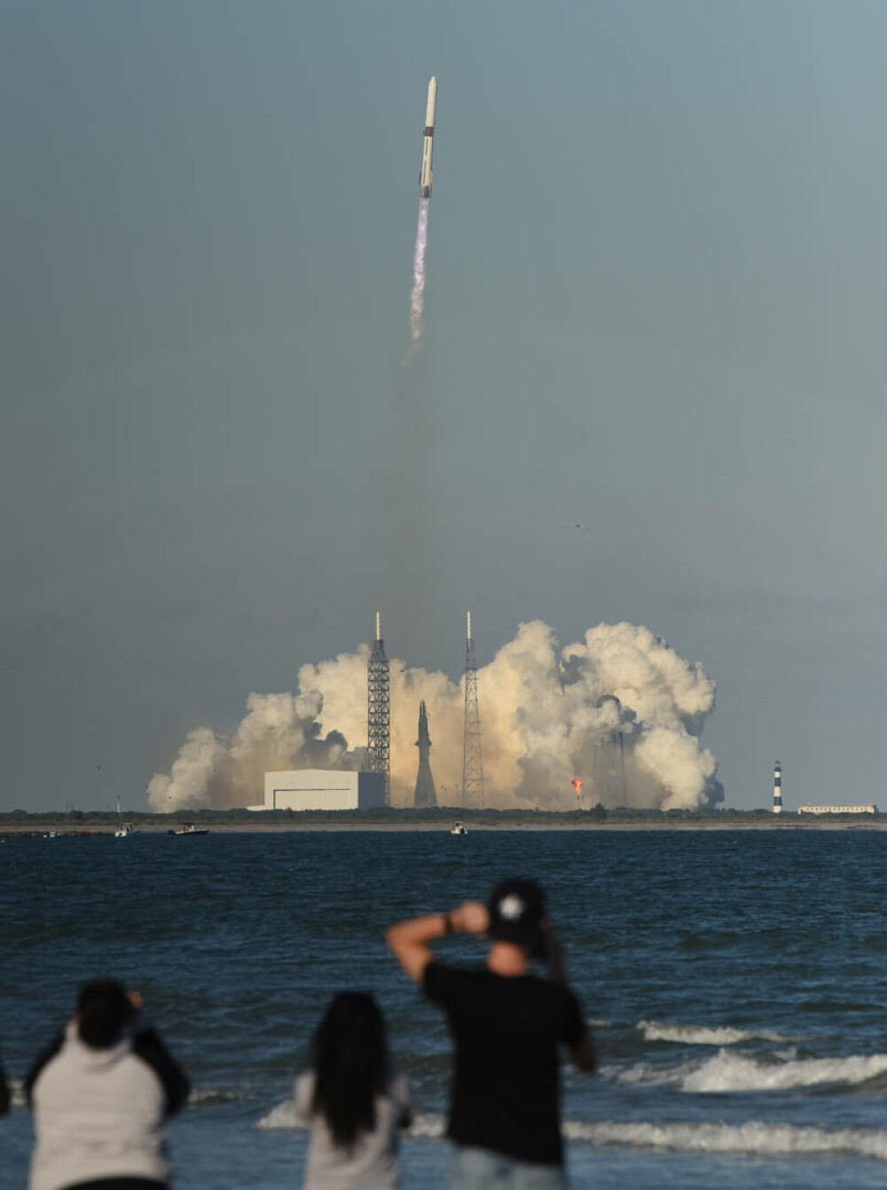 Racheta New Glenn a lui Jeff Bezos a decolat spre Marte transportând două sonde - Imaginea 8