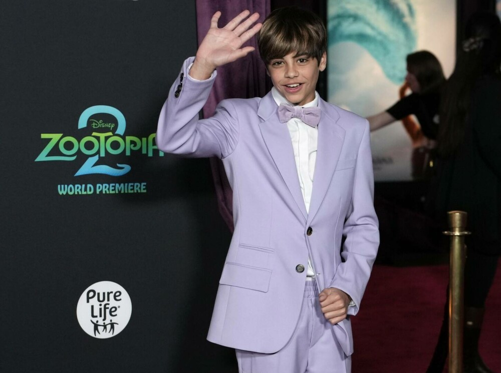 Shakira, apariție surpriză alături de cei doi fii ai ei la premiera mondială a filmului Zootopia 2. FOTO - Imaginea 26