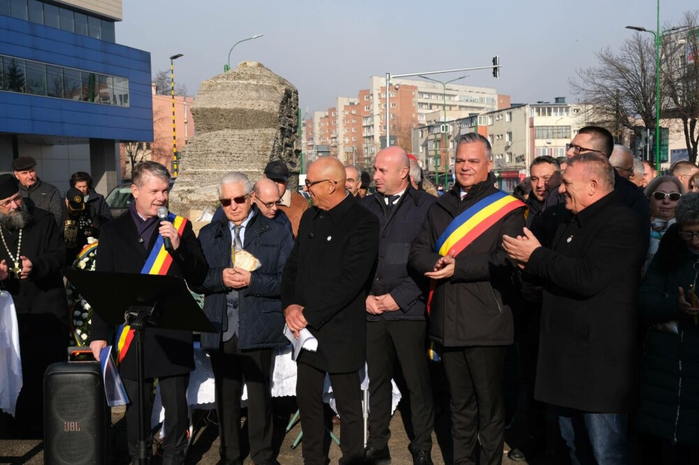 Brașovul a marcat 38 de ani de la revolta anticomunistă din 1987, primul strigăt care a zguduit regimul lui Nicolae Ceaușescu - Imaginea 4