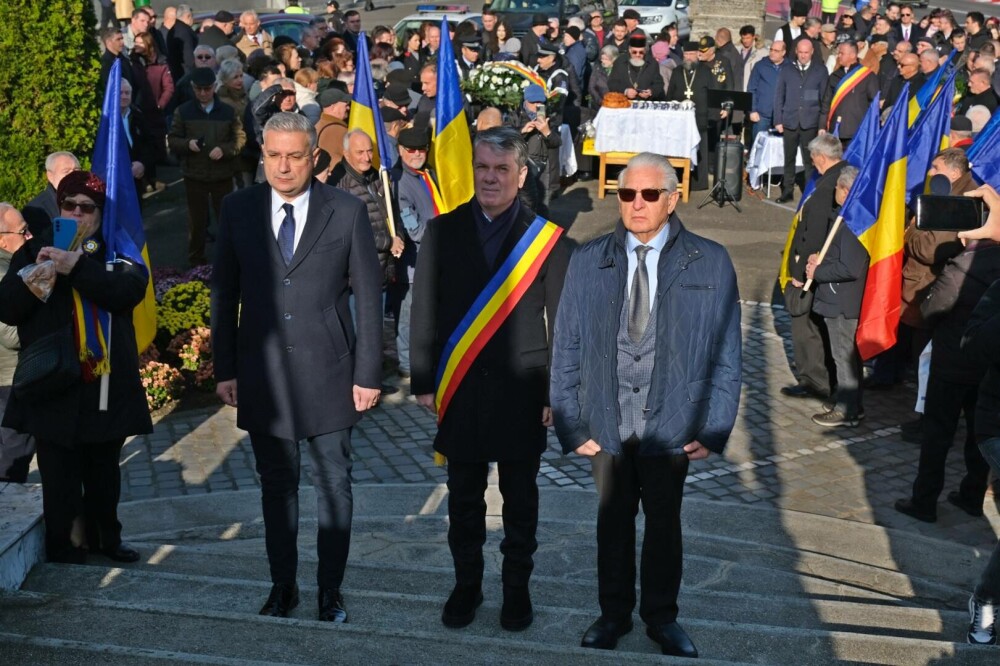 Brașovul a marcat 38 de ani de la revolta anticomunistă din 1987, primul strigăt care a zguduit regimul lui Nicolae Ceaușescu - Imaginea 7