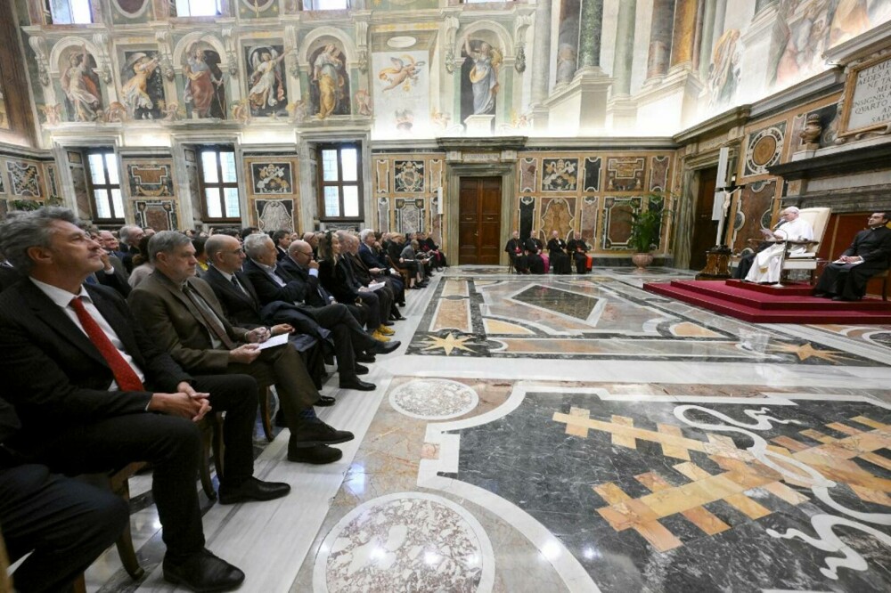 Monica Bellucci, apariție de senzație la Vatican. Zeci de vedete de la Hollywood s-au întâlnit cu Papa Leon | GALERIE FOTO - Imaginea 10