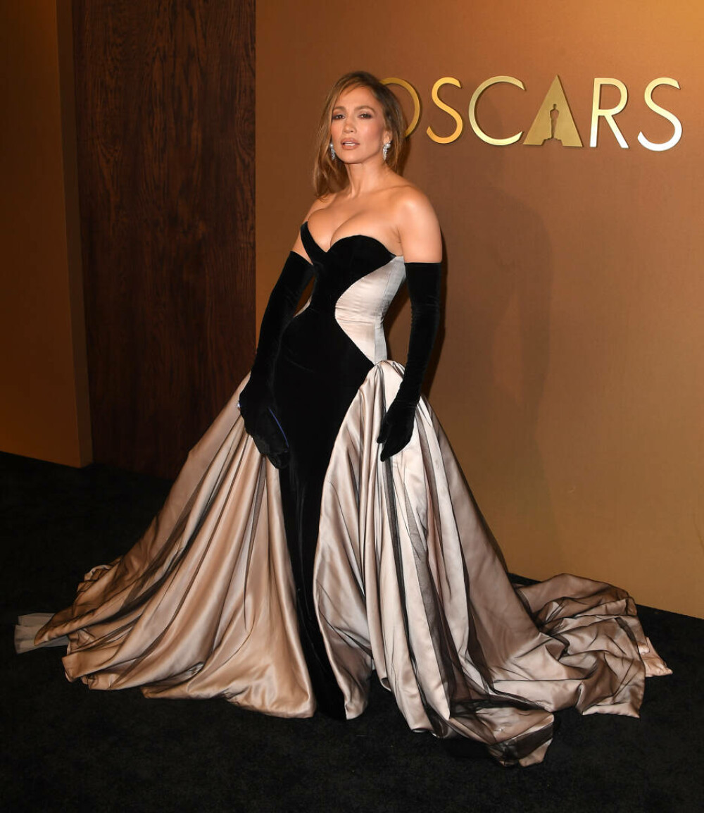 Jennifer Lopez, apariție plină de eleganță la Governors Awards 2025. Ce ținută a purtat. GALERIE FOTO - Imaginea 10