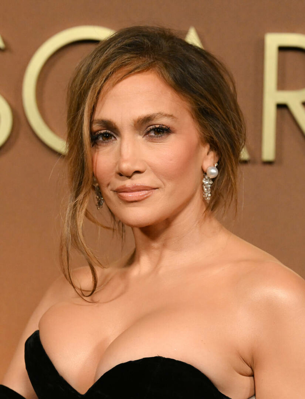 Jennifer Lopez, apariție plină de eleganță la Governors Awards 2025. Ce ținută a purtat. GALERIE FOTO - Imaginea 15