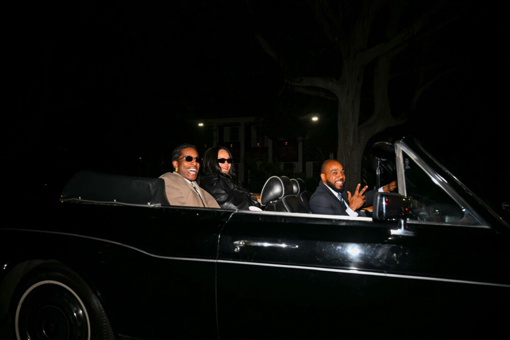 Rihanna și A$AP Rocky surprinși la o cină romantică în Santa Monica. Cum arată artista la scurt timp după naștere. FOTO - Imaginea 4