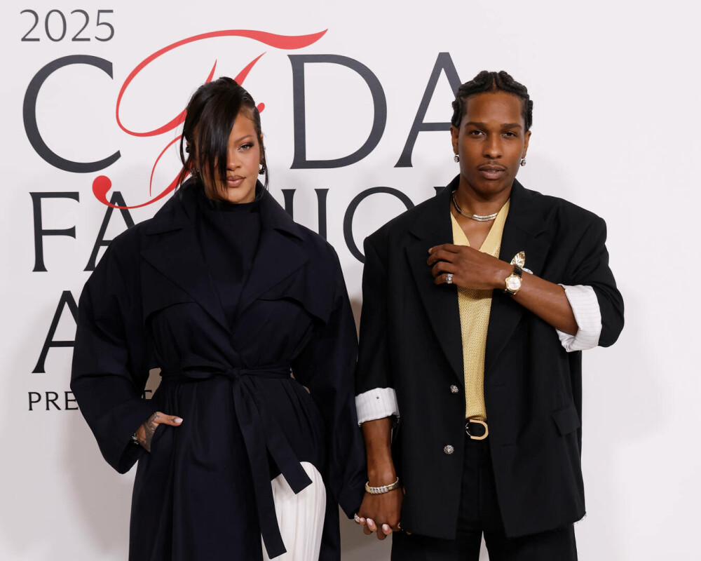 Rihanna și A$AP Rocky surprinși la o cină romantică în Santa Monica. Cum arată artista la scurt timp după naștere. FOTO - Imaginea 17