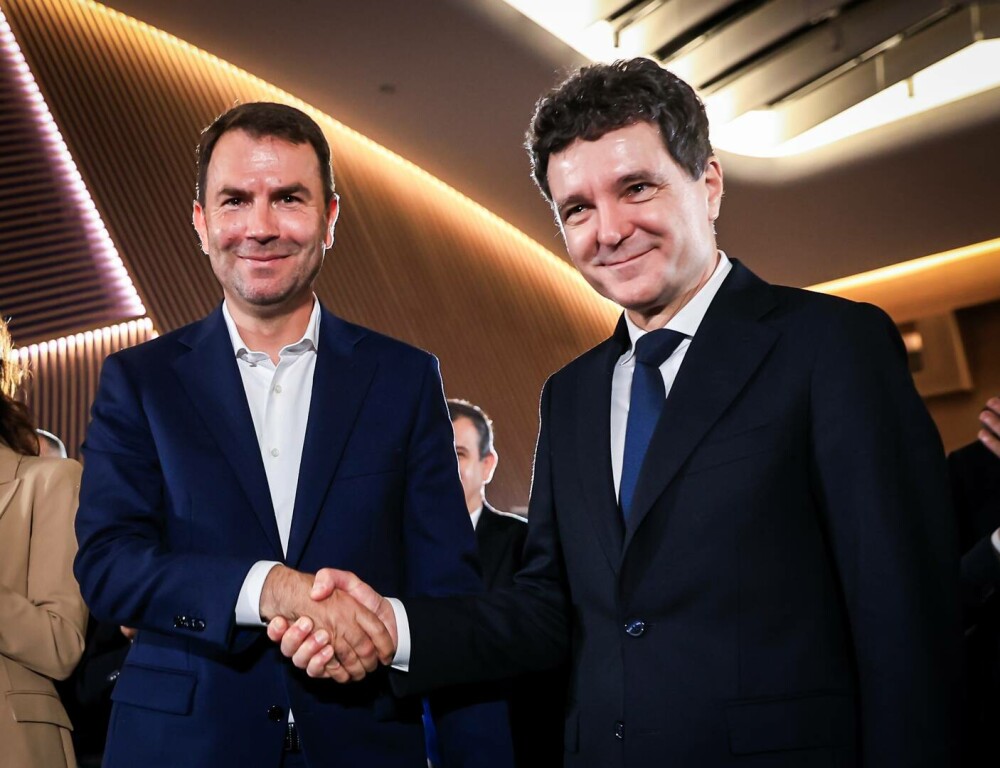 Cine este Cătălin Drulă, candidatul USR la Primăria Capitalei, despre care unii liberali au spus că ”nu e om, e câine” - Imaginea 17