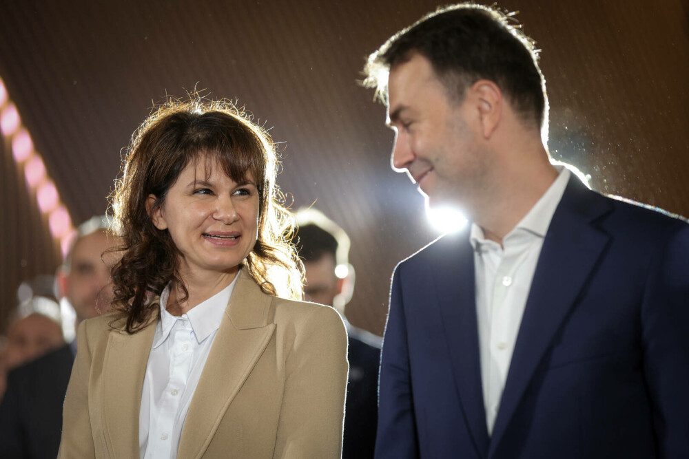 Cine este Cătălin Drulă, candidatul USR la Primăria Capitalei, despre care unii liberali au spus că ”nu e om, e câine” - Imaginea 21