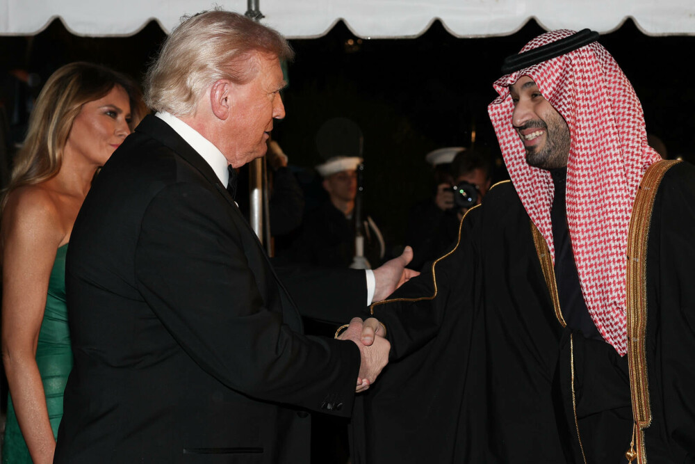 Melania Trump, apariție impresionantă la cina oficială cu prințul moștenitor al Arabiei Saudite. GALERIE FOTO - Imaginea 19