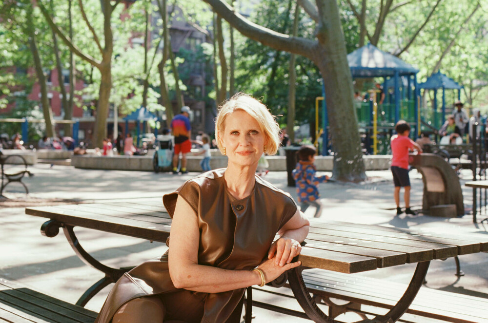 Cynthia Nixon, actrița din Sex and the City, apariție îndrăzneață la 59 de ani, la premiera unui serial. FOTO - Imaginea 2
