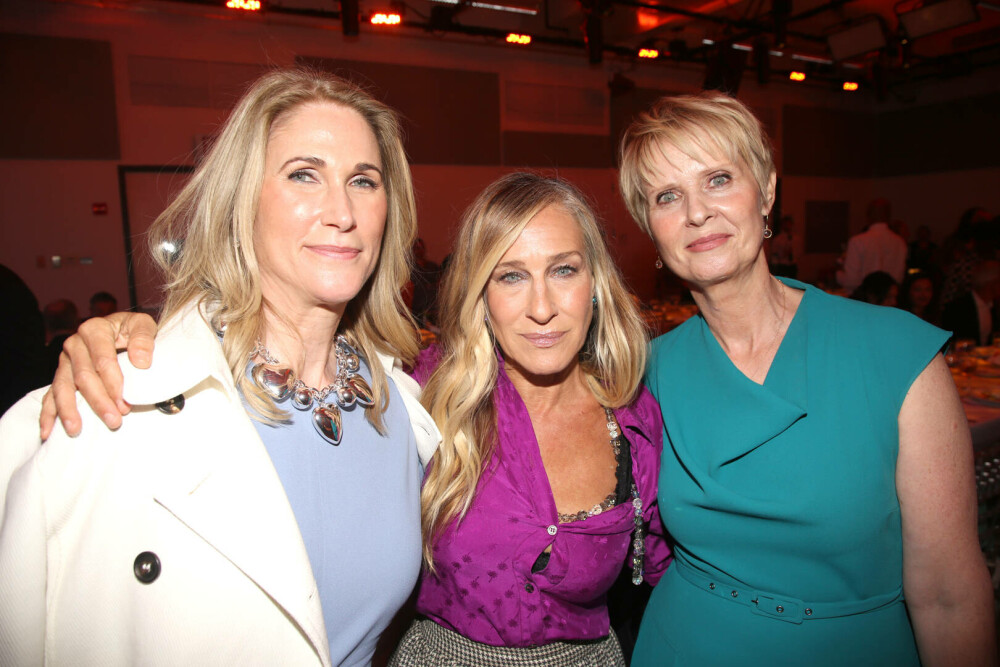 Cynthia Nixon, actrița din Sex and the City, apariție îndrăzneață la 59 de ani, la premiera unui serial. FOTO - Imaginea 25