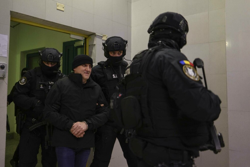 Prima reacție a lui Horațiu Potra după ce a fost adus în țară. Lista acuzațiilor grave care i se aduc mercenarului. FOTO - Imaginea 4