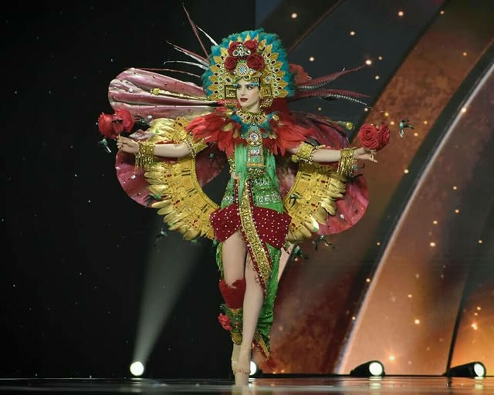 Fatima Bosch este noua Miss Universe. Tânăra din Mexic a fost numită „proastă” în timpul concursului | GALERIE FOTO - Imaginea 45