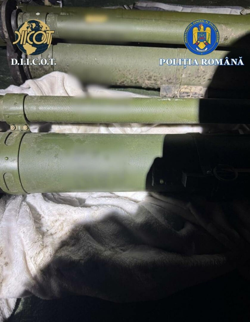 Camion cu arme oprit în Vama Albiţa. Un moldovean, acuzat că e membru într-un grup infracțional și face contrabandă în Israel - Imaginea 1