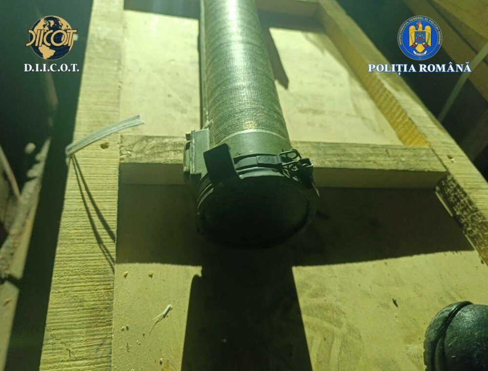Camion cu arme oprit în Vama Albiţa. Un moldovean, acuzat că e membru într-un grup infracțional și face contrabandă în Israel - Imaginea 5