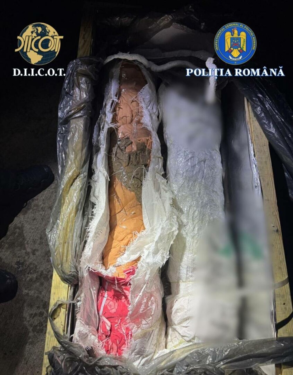 Camion cu arme oprit în Vama Albiţa. Un moldovean, acuzat că e membru într-un grup infracțional și face contrabandă în Israel - Imaginea 7