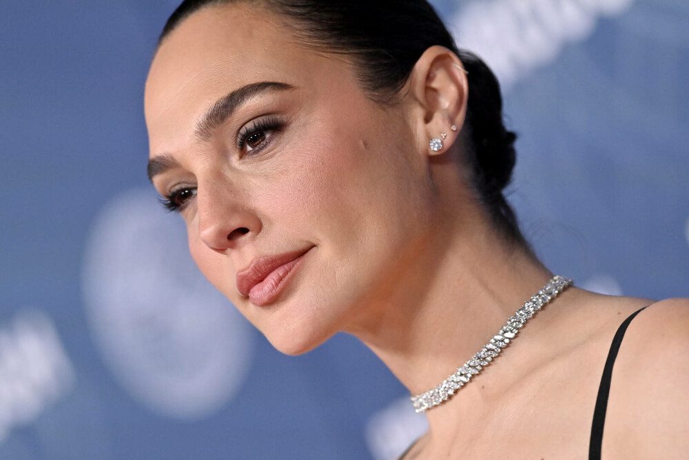 Gal Gadot, apariție spectaculoasă la un eveniment monden din Beverly Hills. GALERIE FOTO - Imaginea 1