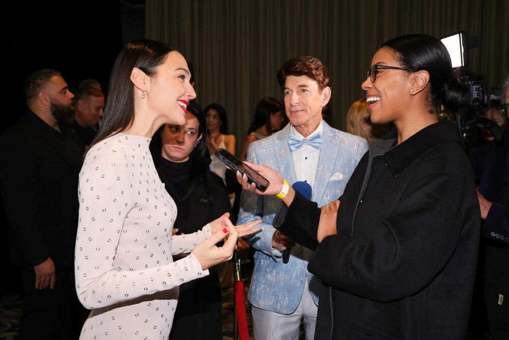Gal Gadot, apariție spectaculoasă la un eveniment monden din Beverly Hills. GALERIE FOTO - Imaginea 11