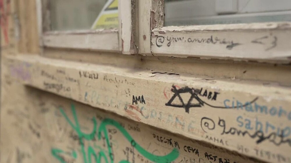 Reacția unui turist străin în Brașov, când a aflat că nu poate vizita Strada Sforii: „Sunt aici doar o zi” - Imaginea 6