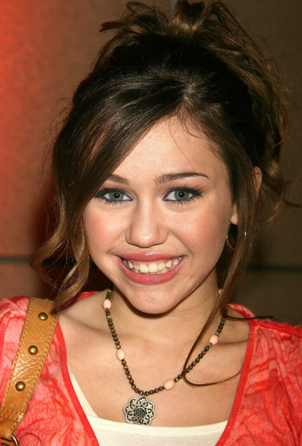 Miley Cyrus împlinește 33 de ani. Detalii neștiute despre viața și cariera artistei. GALERIE FOTO - Imaginea 43