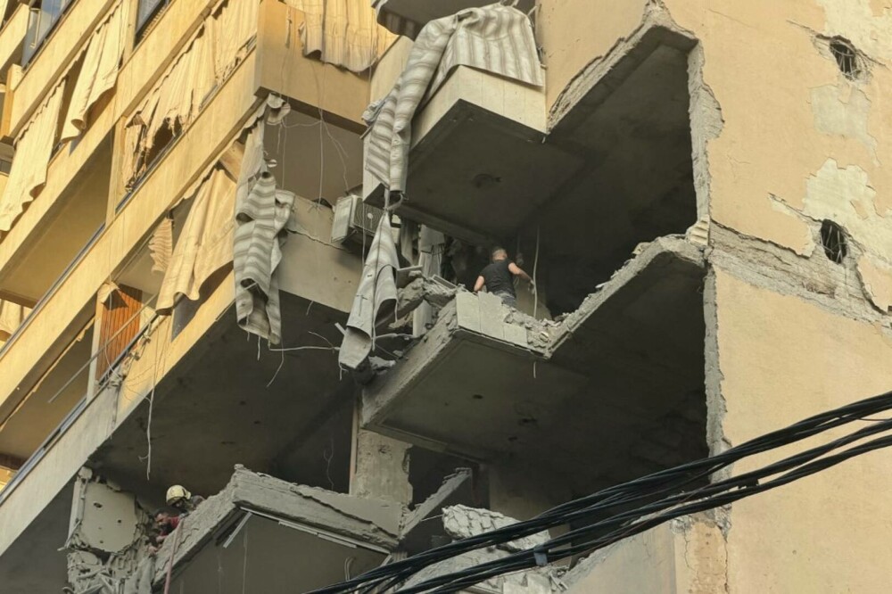 Israelul a atacat cu rachete capitala Libanului, Beirut. Armata susține că ținta principală este ”un terorist din Hezbollah” - Imaginea 6