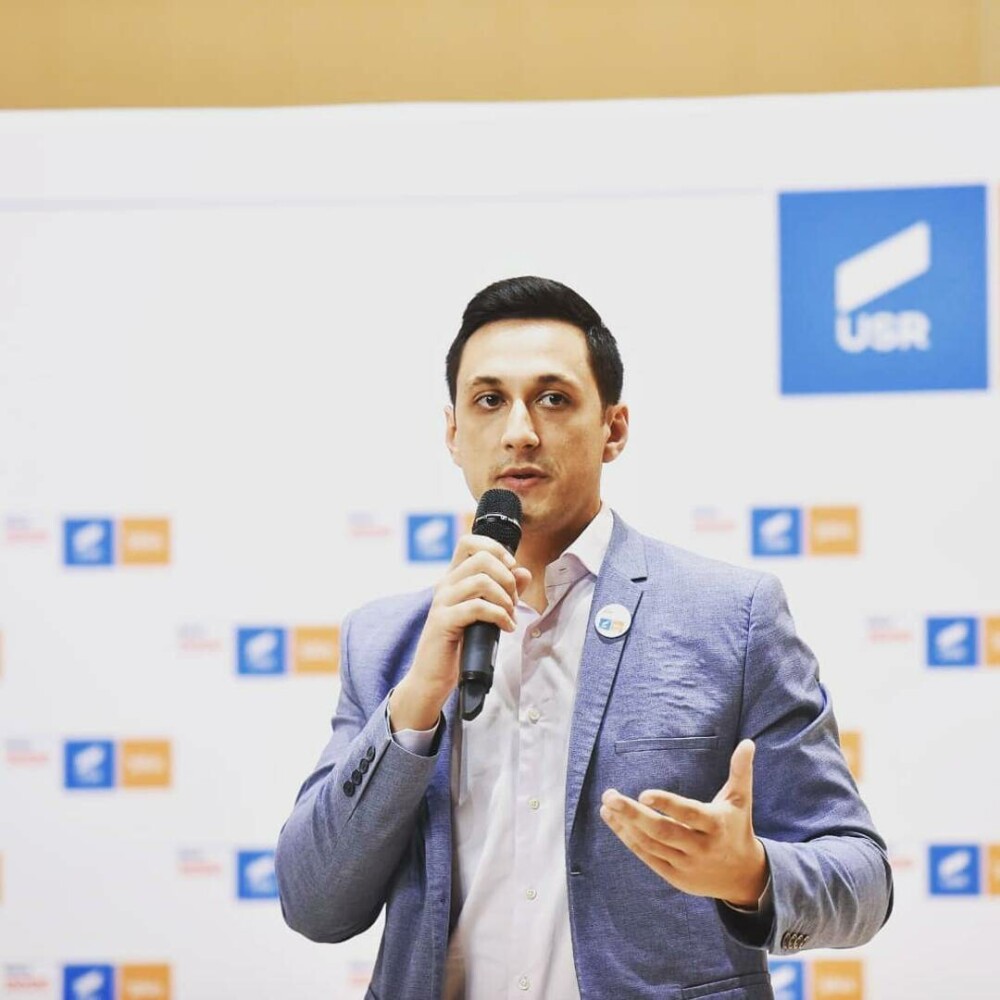 Cine este Vlad Gheorghe, fost candidat independent la Primăria Capitalei, retras în favoarea lui Ciprian Ciucu - Imaginea 2