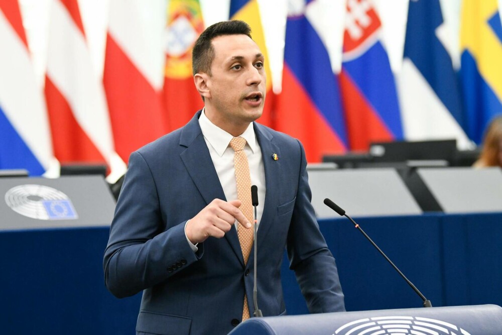 Cine este Vlad Gheorghe, fost candidat independent la Primăria Capitalei, retras în favoarea lui Ciprian Ciucu - Imaginea 11